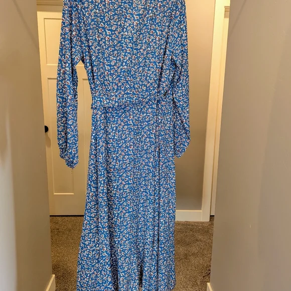 LOT of 4 floral wrap dresses, sized XL - Picture 3 of 16